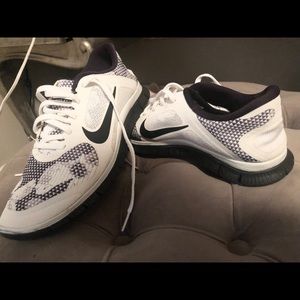 Nike Free 4.0 V3 Shoes